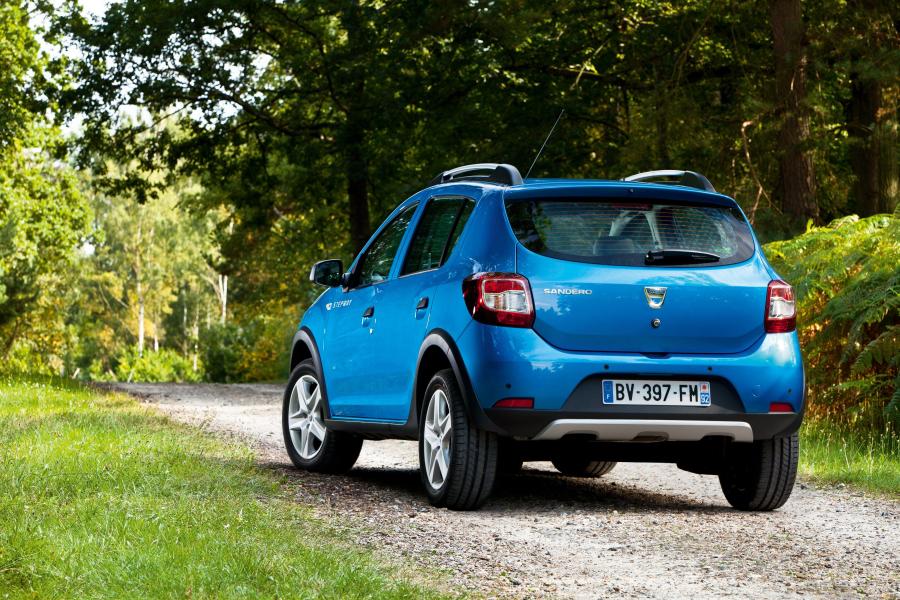  Dacia Sandero Stepway 2012 года  (фото 36 из 52)